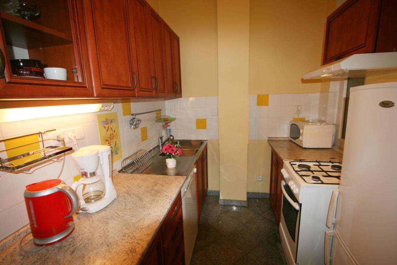 Apartment No. 12 Trziste 29 Karlovy Vary Bagian luar foto